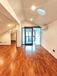 Hillcrest Park (D11), Terrace #515599171